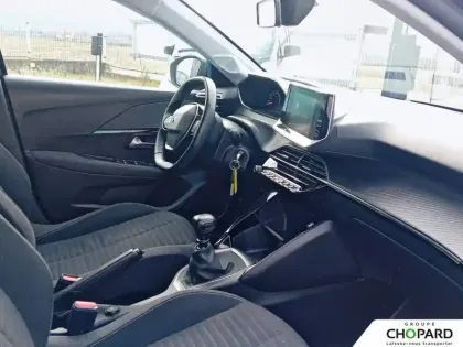 Photo 12 Peugeot 208  PureTech 100 S&S BVM6