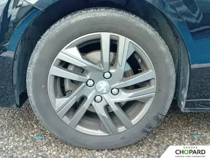 Photo 20 Peugeot 208  PureTech 100 S&S BVM6
