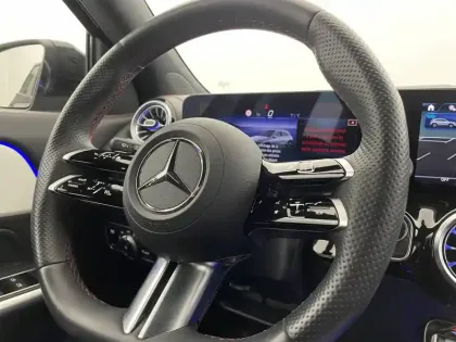 Photo 63 Mercedes EQA  250+