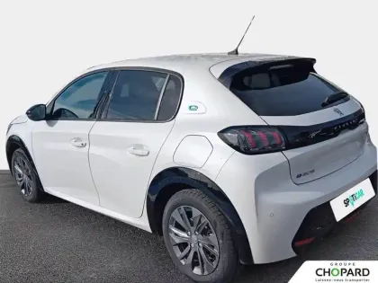 Photo 6 Peugeot 208  Electrique 50 kWh 136ch
