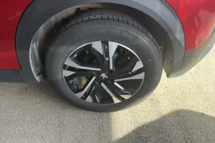 Photo 11 Peugeot 2008  Moteur électrique 136 ch