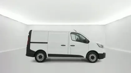 Photo 48 Renault Trafic  FG BLUE DCI 130 L1H1 3T GSR2