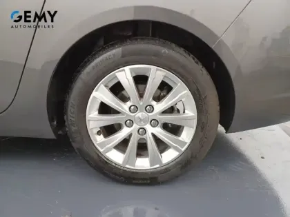 Photo 10 Peugeot 308  SW PureTech 110ch S&S BVM6