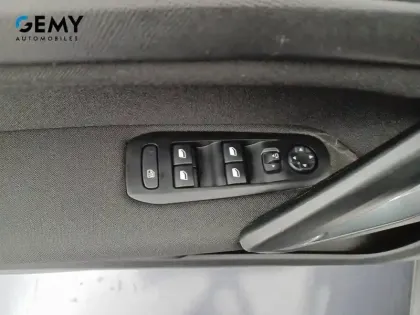 Photo 11 Peugeot 308  SW PureTech 110ch S&S BVM6