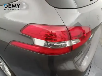 Photo 16 Peugeot 308  SW PureTech 110ch S&S BVM6