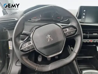 Photo 12 Peugeot 2008  PureTech 100 S&S BVM6
