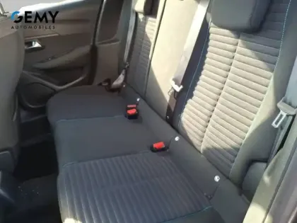 Photo 9 Peugeot 208  PureTech 100 S&S EAT8