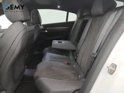 Photo 30 Peugeot 508  Hybrid 225 e-EAT8