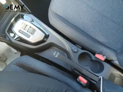 Photo 15 Peugeot 208  Hybrid 110 ch e-DCS6