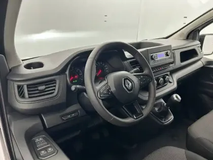 Photo 52 Renault Trafic  FG BLUE DCI 130 L1H1 3T GSR2