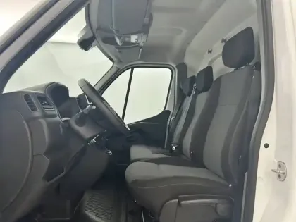 Photo 26 Renault Master  FGN TRAC F3500 L2H2 BLUE DCI 135
