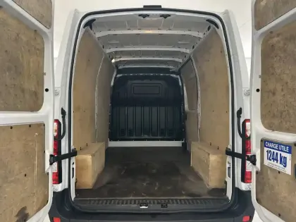 Photo 59 Renault Master  FGN TRAC F3500 L2H2 BLUE DCI 135
