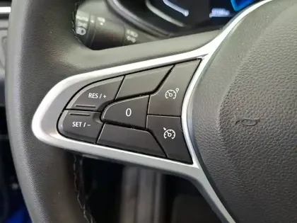 Photo 31 Renault Clio  E-Tech 140 - 21N