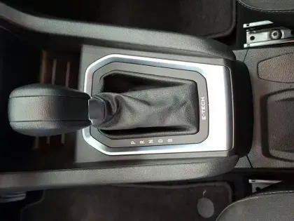 Photo 34 Renault Clio  E-Tech 140 - 21N