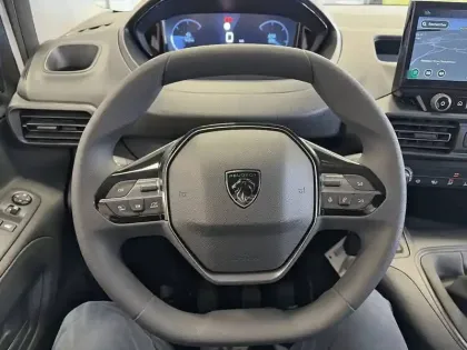 Photo 8 Peugeot Partner  FOURGON M 650 KG BLUEHDI 100 S&S BVM6