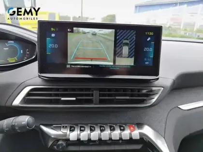 Photo 11 Peugeot 3008  Hybrid 225 e-EAT8