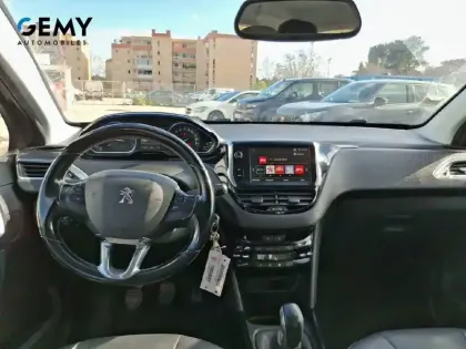 Photo 7 Peugeot 2008  1.2 PureTech 110ch S&S BVM5