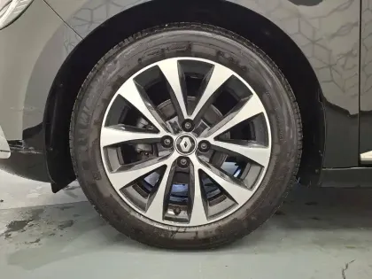 Photo 60 Renault Clio Gén. V (BJA) Ph1 Intens 5