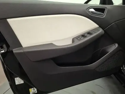 Photo 20 Renault Clio  TCe 100 GPL - 21N