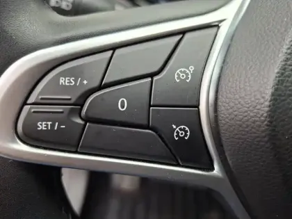 Photo 77 Renault Clio Gén. V (BJA) Ph1 Intens 5