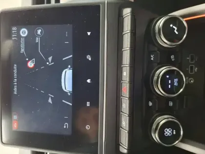 Photo 85 Renault Clio Gén. V (BJA) Ph1 Intens 5