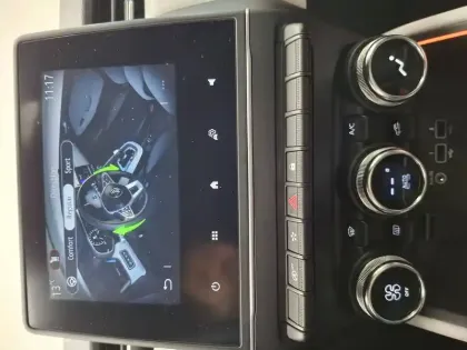 Photo 84 Renault Clio Gén. V (BJA) Ph1 Intens 5