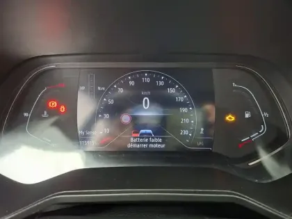 Photo 35 Renault Clio  TCe 100 GPL - 21N