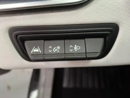 Photo 119 Renault Clio  TCe 100 GPL - 21N
