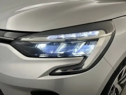 Photo 23 Renault Clio Gén. V (BJA) Ph1 NG Equilibre 5