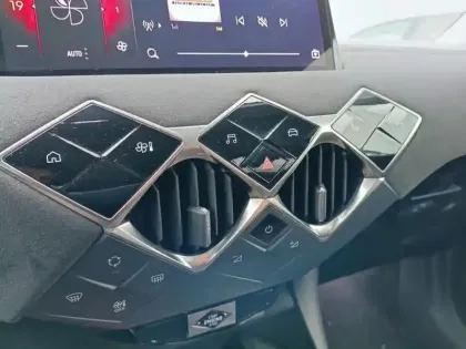 Photo 21 DS DS 3 Gén. II Ph1 evo Performance Line 5