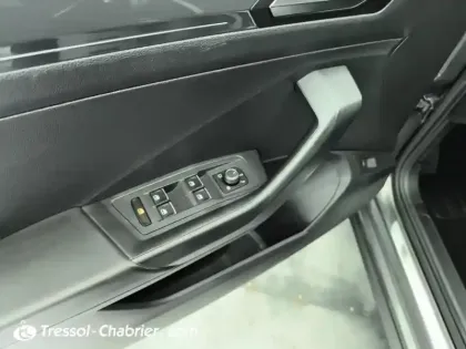 Photo 27 Volkswagen T-roc Gén. I Ph1 Carat Exclusive 5