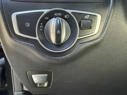 Photo 15 Mercedes Classe GLC GLC 300de 4MATIC SUV AMG Line