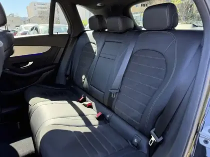 Photo 11 Mercedes Classe GLC GLC 300de 4MATIC SUV AMG Line