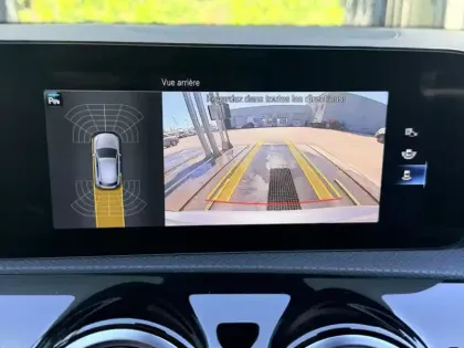 Photo 11 Mercedes Classe A 200 d AMG Line