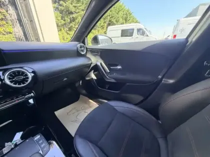 Photo 13 Mercedes Classe A 200 d AMG Line