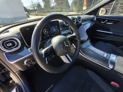 Photo 19 Mercedes Classe C Gén. V (W206) Ph1 AMG Line 4