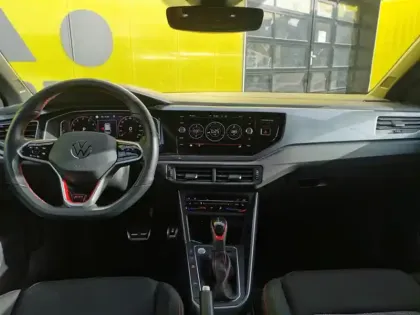 Photo 8 Volkswagen Polo GTI 2.0 TSI 207 ch DSG7