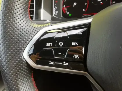 Photo 16 Volkswagen Polo GTI 2.0 TSI 207 ch DSG7