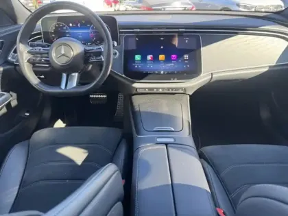 Photo 9 Mercedes Classe E  220 d AMG Line Berlin