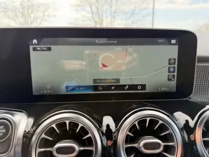 Photo 13 Mercedes GLB Gén. I (X247) Ph1 Progressive Line 5