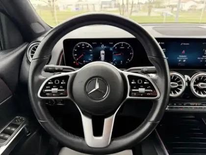 Photo 11 Mercedes GLB Gén. I (X247) Ph1 Progressive Line 5