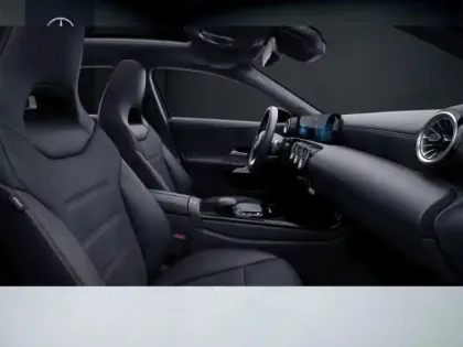 Photo 16 Mercedes Classe A 200 AMG Line