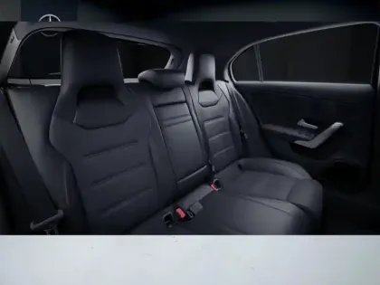 Photo 17 Mercedes Classe A 200 AMG Line