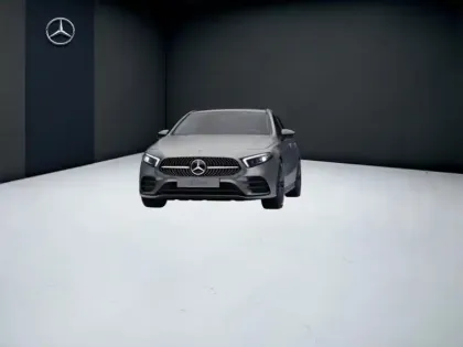 Photo 15 Mercedes Classe A 200 AMG Line