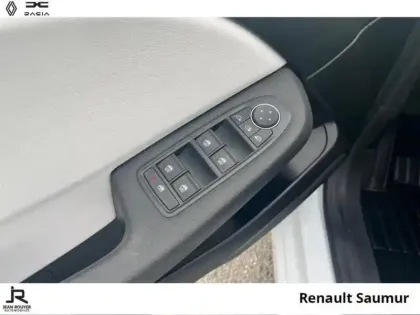 Photo 14 Renault Clio  1.6 E-Tech hybride 140ch Intens -21N