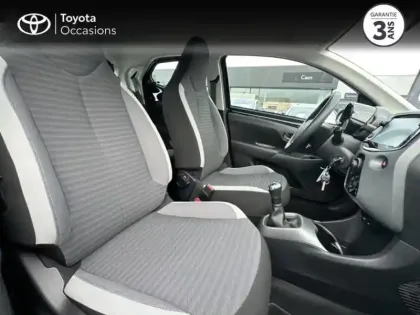 Photo 5 Toyota Aygo  1.0 VVT-i 72ch x-play 5p
