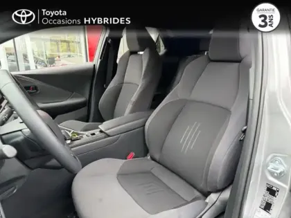 Photo 10 Toyota C-HR  2.0 Hybride Rechargeable 225ch Design NG23