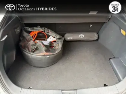 Photo 9 Toyota C-HR  2.0 Hybride Rechargeable 225ch Design NG23