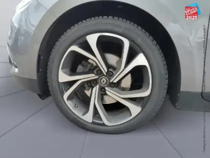 Photo 9 Renault Scenic  1.7 BLUE DCI 120CH INTENS EDC CAMERA