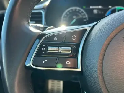 Photo 16 Kia Xceed Gén. I Ph1 Black & White 5